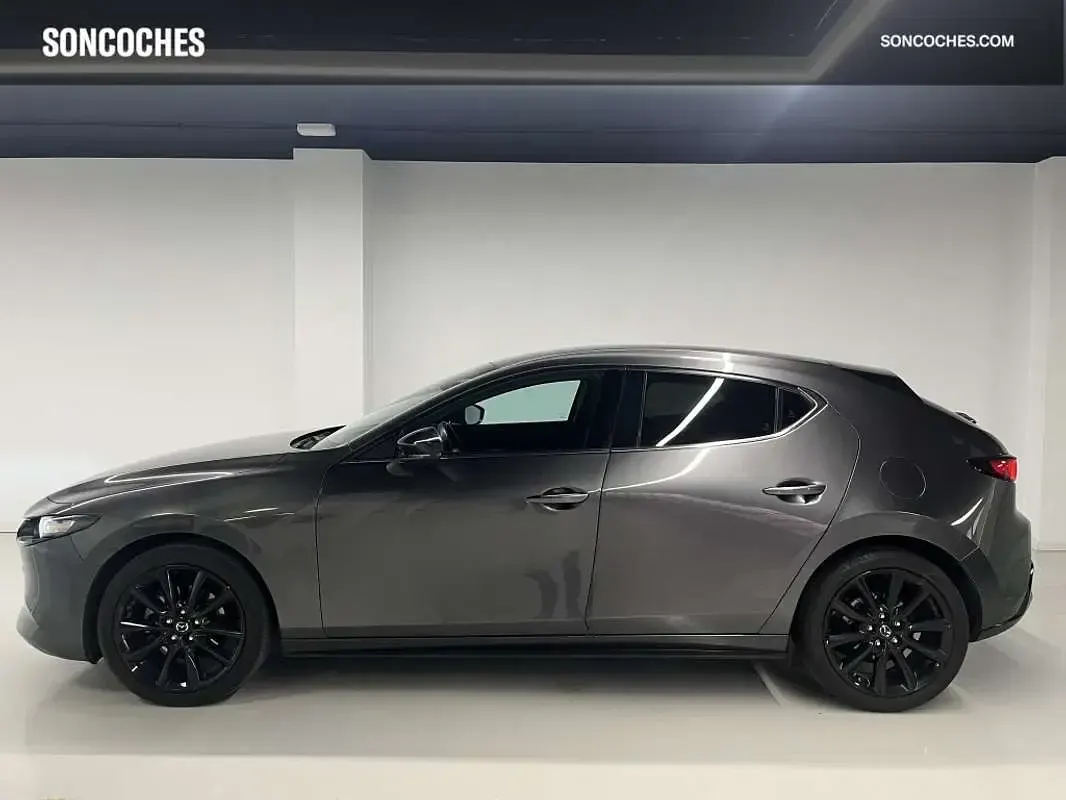 Usado Mazda 3 Homura-Line 150 CV (110 kW) 2023 Gris Utilitario