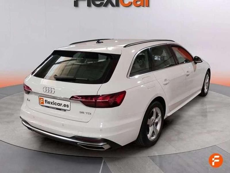Usado Audi A4 Advanced 163 CV (119 kW) 2021 Blanco Familiar