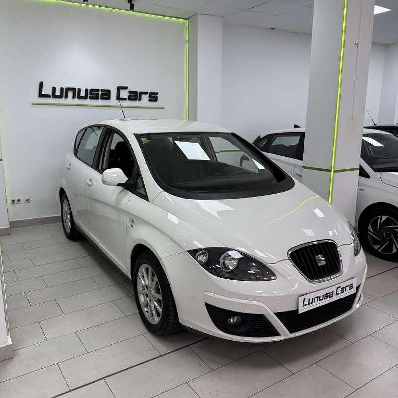Usado Seat Altea 125 CV (91 kW) 2010 Blanco Monovolumen