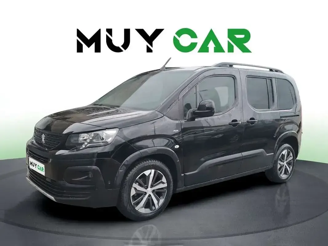 Usado Peugeot Rifter Allure 131 CV (96 kW) 2022 Negro Monovolumen