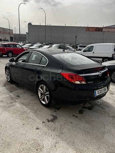 Usado Opel Insignia Cosmo 130 CV (95 kW) 2009 Negro Berlina