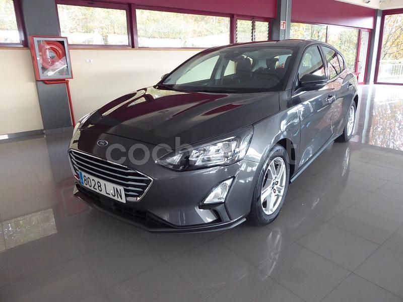 Usado Ford Focus Trend 120 CV (88 kW) 2020 Beige Berlina