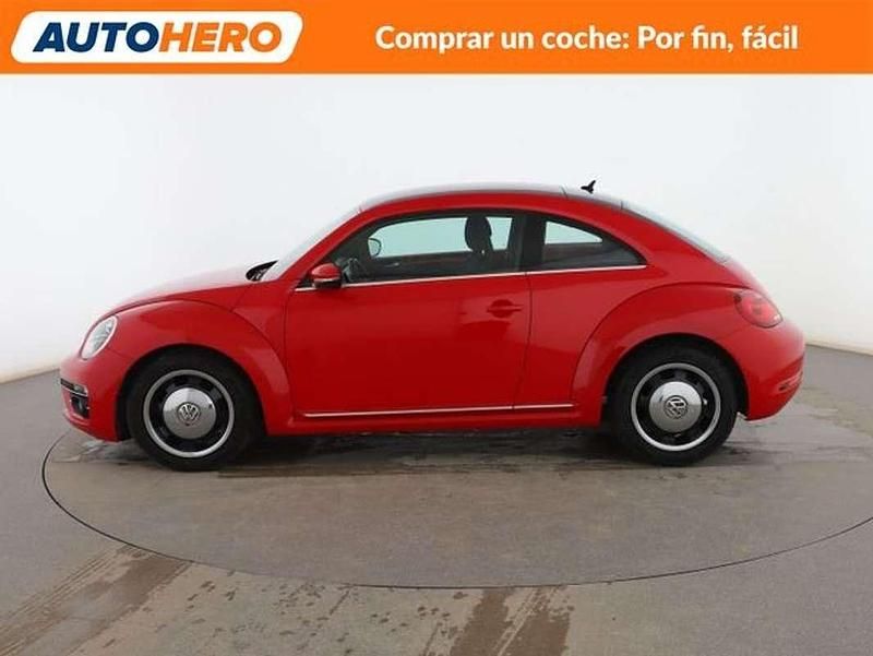 Usado VW Beetle Design 105 CV (77 kW) 2017 Rojo Utilitario