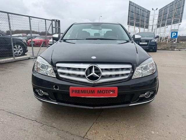 Usado Mercedes C220 Avantgarde 170 CV (125 kW) 2008 Negro Berlina