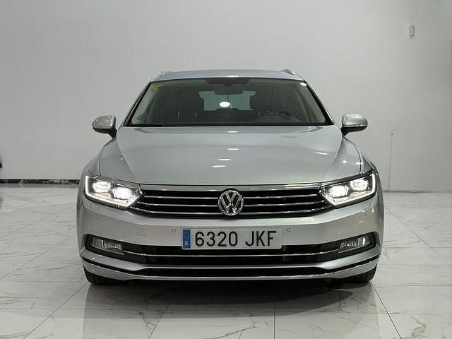 Usado VW Passat Sportline 150 CV (110 kW) 2015 Gris Familiar