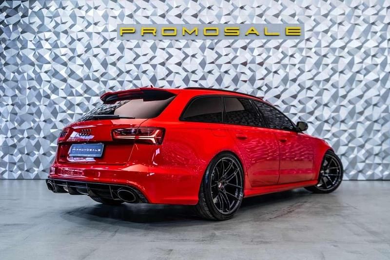 Usado Audi RS6 Performance 605 CV (444 kW) 2016 Rojo Familiar