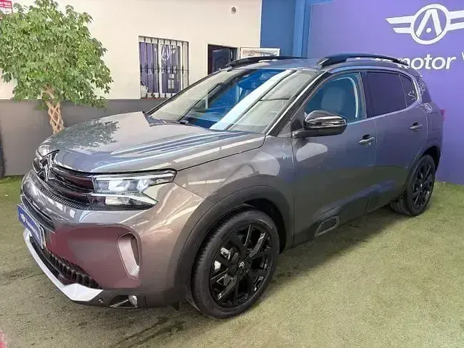 Usado Citroën C5 Aircross Shine 225 CV (165 kW) 2023 Gris / plata SUV