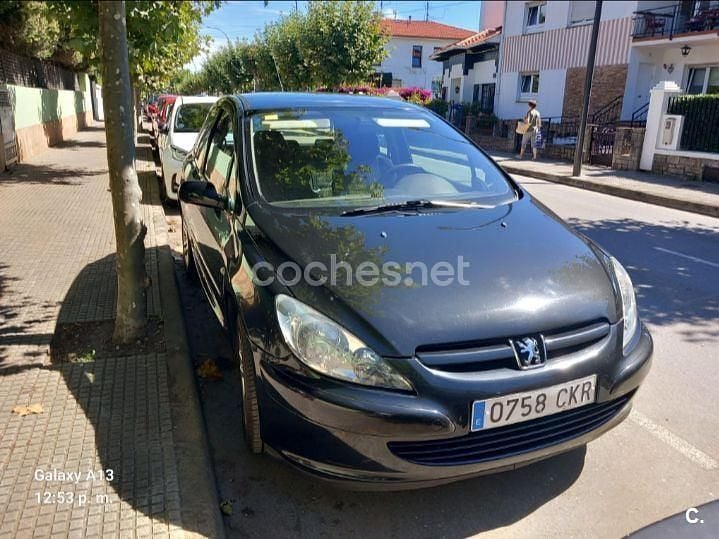 Negro Usado 2003 Peugeot 307 Berlina | 2800 € (Un poco caro) - Imagen 1/4