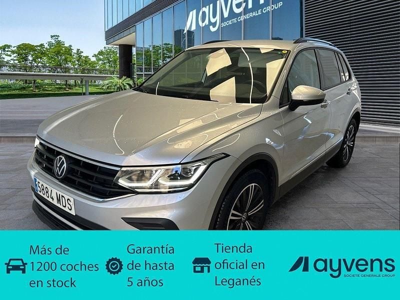 Usado VW Tiguan Life 150 CV (110 kW) 2023 Gris SUV