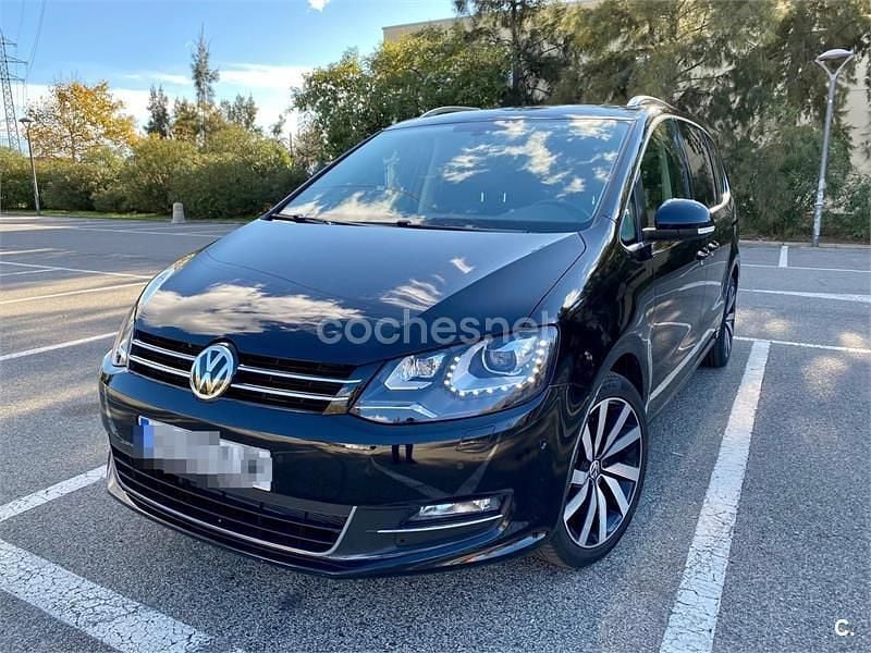 Usado VW Sharan Sportline 184 CV (135 kW) 2018 Negro Monovolumen