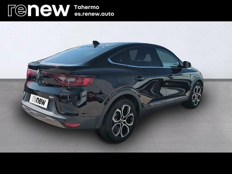 Usado Renault Arkana Zen 94 CV (69 kW) 2022 Negro SUV