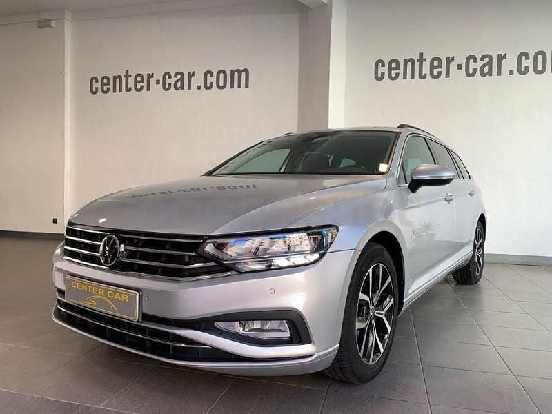 Usado VW Passat Executive 150 CV (110 kW) 2021 Gris / plata Familiar