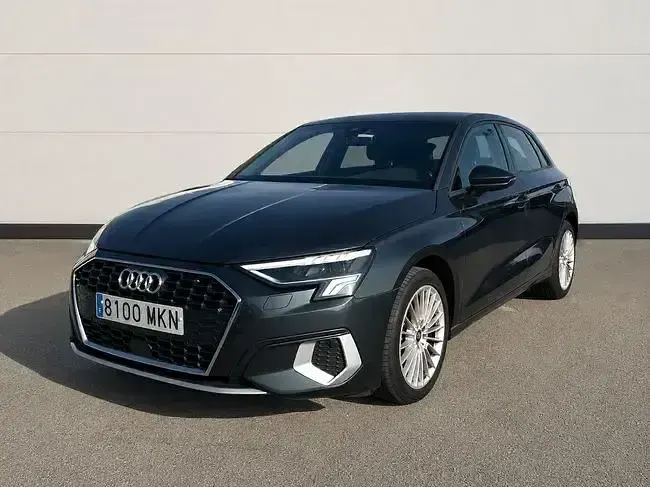 Usado Audi A3 Sportback e-tron Advanced 110 CV (80 kW) 2023 Gris Utilitario
