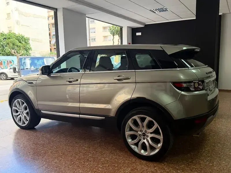 Usado Land Rover Range Rover evoque Dynamic 190 CV (139 kW) 2012 Gris / plata SUV