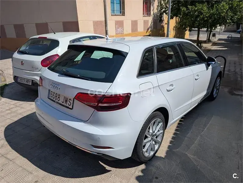 Usado Audi A3 110 CV (80 kW) 2017 Blanco Berlina