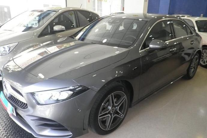 Gris Usado 2021 Mercedes A250 AMG line Berlina | 30.770 € (Super precio) - Imagen 1/4