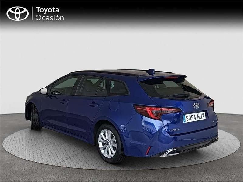 Usado Toyota Corolla Active 140 CV (102 kW) 2025 Familiar