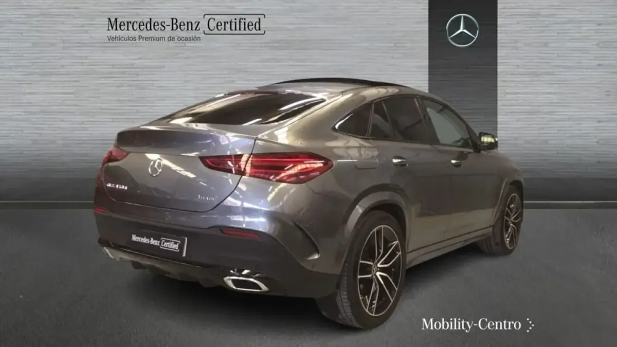 Usado Mercedes GLE450 AMG AMG line 367 CV (269 kW) 2023 Gris selenita SUV