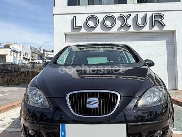 Usado Seat Altea Reference 125 CV (91 kW) 2008 Negro Monovolumen