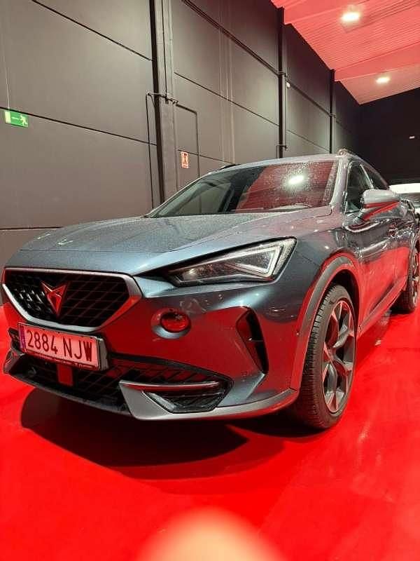 Usado Cupra Formentor VZ 245 CV (180 kW) 2022 Gris / plata SUV