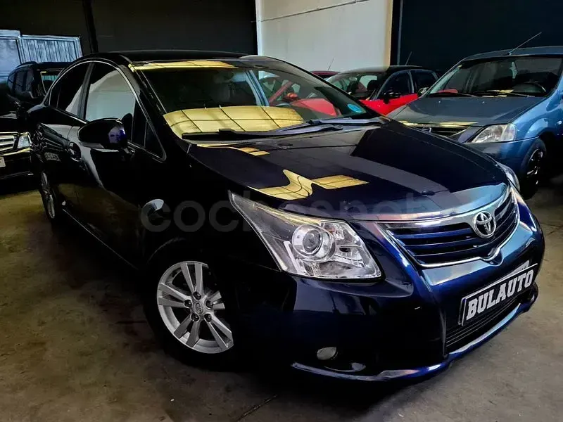 Usado Toyota Avensis Active 132 CV (97 kW) 2009 Azul Berlina