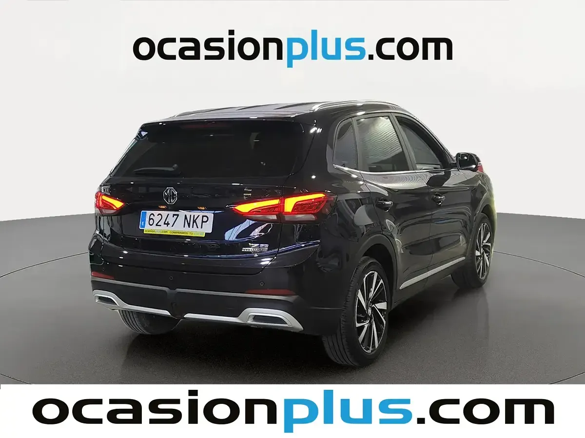 Begagnad MG ZS Luxury 197 HK (144 kW) 2025 Svart SUV