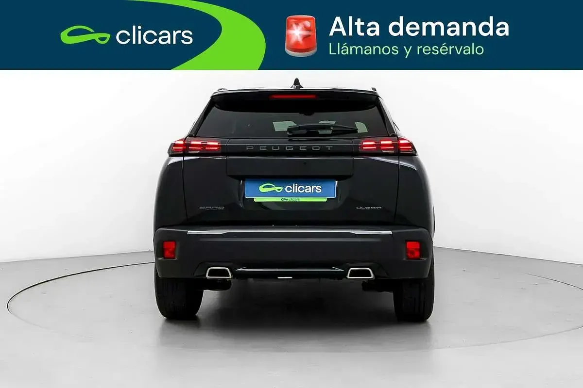 Usado Peugeot 2008 Allure 136 CV (100 kW) 2025 Negro SUV