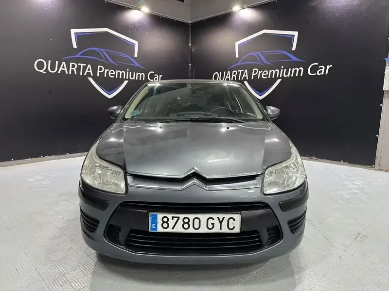 Usado Citroën C4 120 CV (88 kW) 2010 Gris / plata Berlina