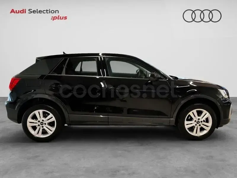 Usado Audi Q2 Advanced Plus 116 CV (85 kW) 2025 Negro SUV