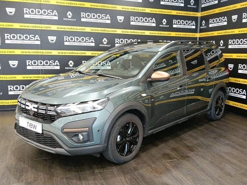 Usado Dacia Jogger Extreme 100 CV (73 kW) 2024 Verde Monovolumen