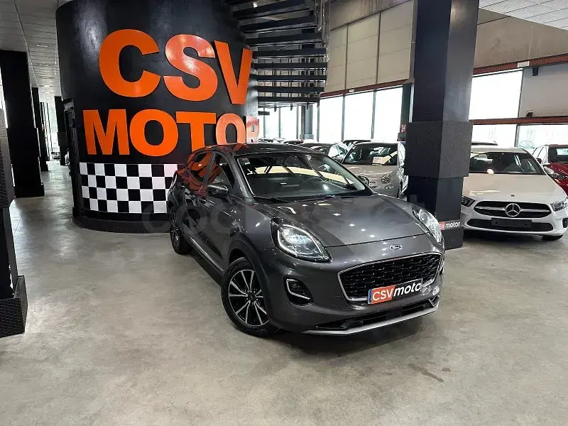 Usado Ford Puma Titanium 125 CV (91 kW) 2021 Gris / plata SUV