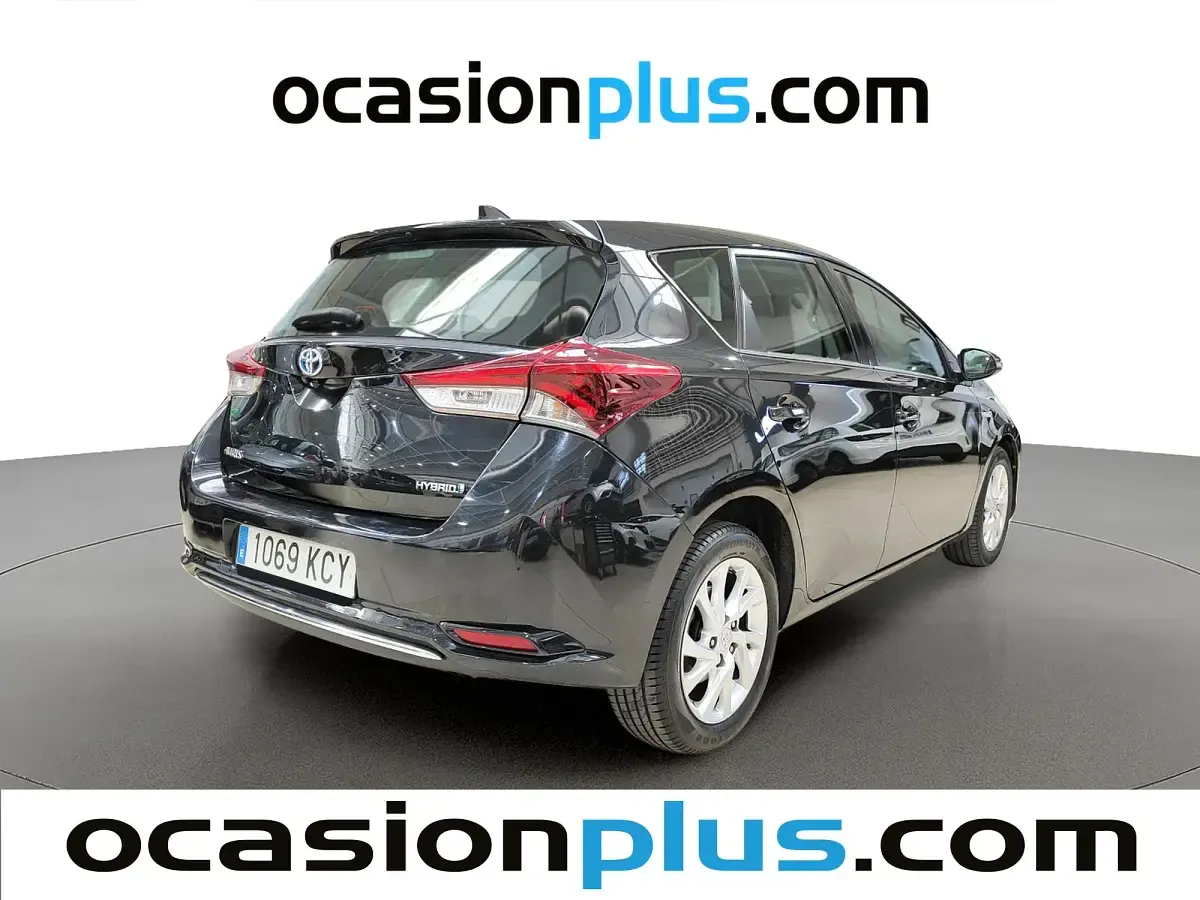 Usado Toyota Auris Active 136 CV (100 kW) 2017 Negro
