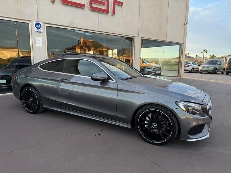 Usado Mercedes C220 170 CV (125 kW) 2017 Gris / plata Coupe