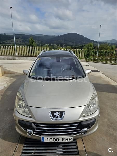 Usado Peugeot 307 136 CV (100 kW) 2006 Beige Familiar