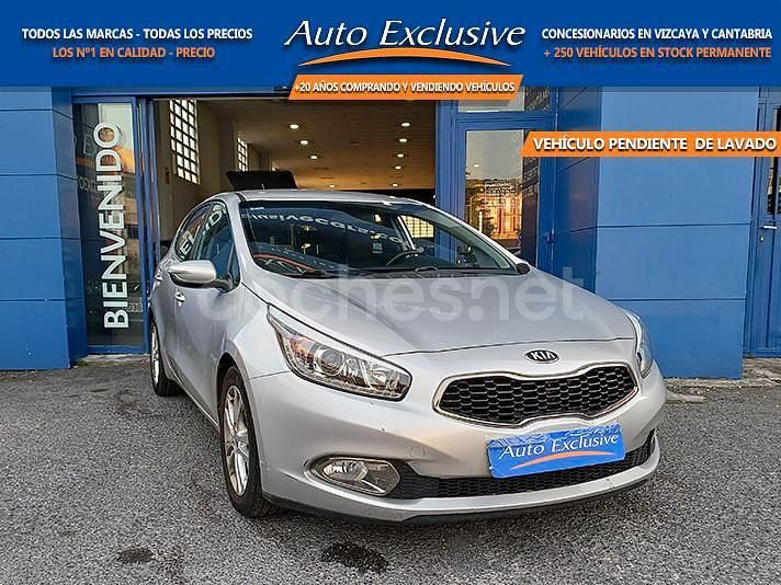 Gris / plata Usado 2013 Kia Ceed GT Berlina | 6490 € (Precio justo) - Imagen 1/4