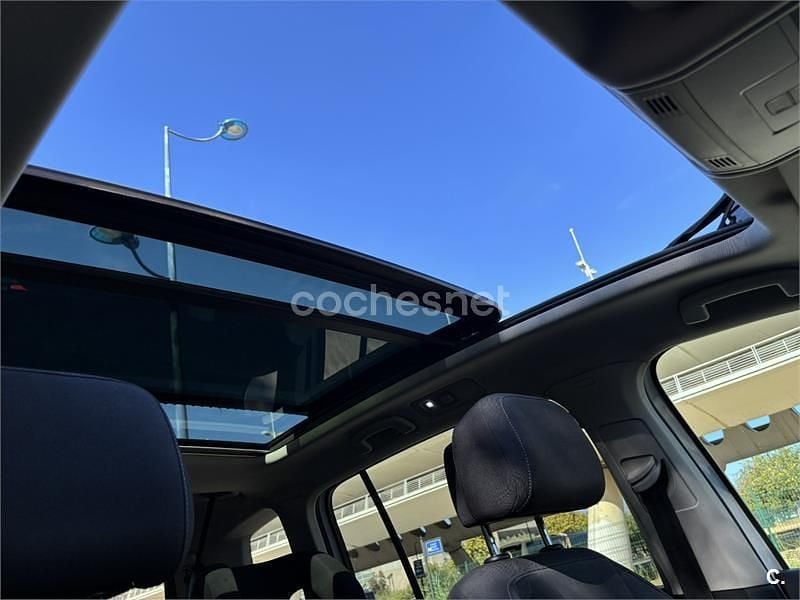 Usado VW Touran Sportline 150 CV (110 kW) 2017 Blanco Monovolumen