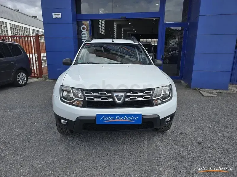 Usado Dacia Duster Lauréate 125 CV (91 kW) 2015 Blanco SUV