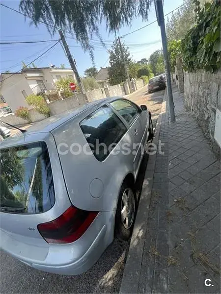 Usado VW Golf III Conceptline 100 CV (73 kW) 1998 Gris / plata Berlina