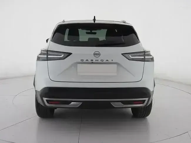 Usado Nissan Qashqai N-Connecta 140 CV (102 kW) 2025 Blanco SUV