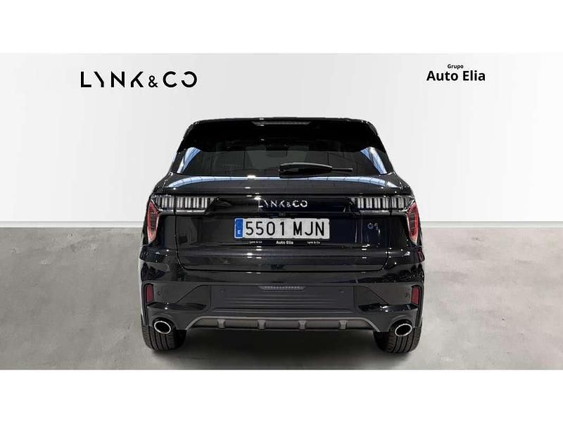 Usado Lynk & Co 01 261 CV (191 kW) 2023 Negro SUV