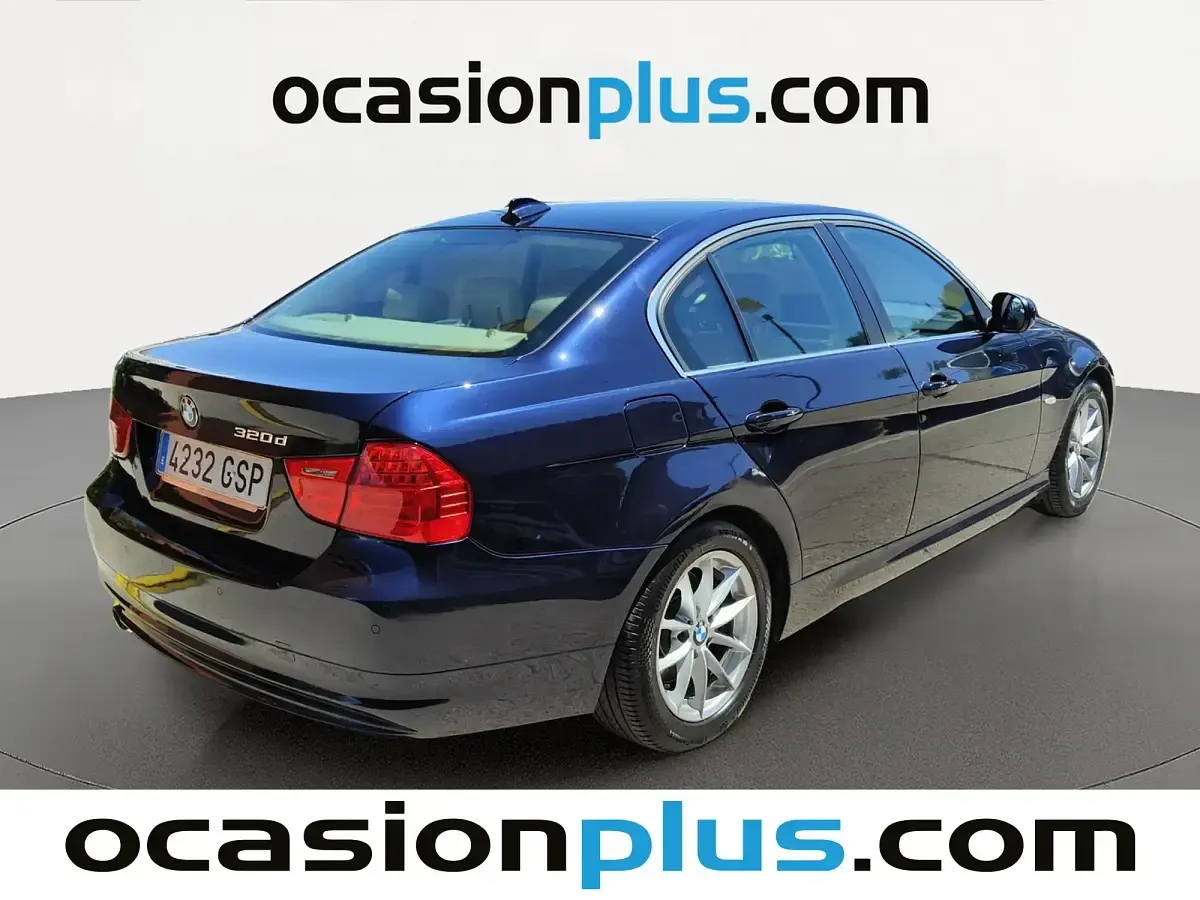 Usado BMW 320 177 CV (130 kW) 2009 Azul Berlina