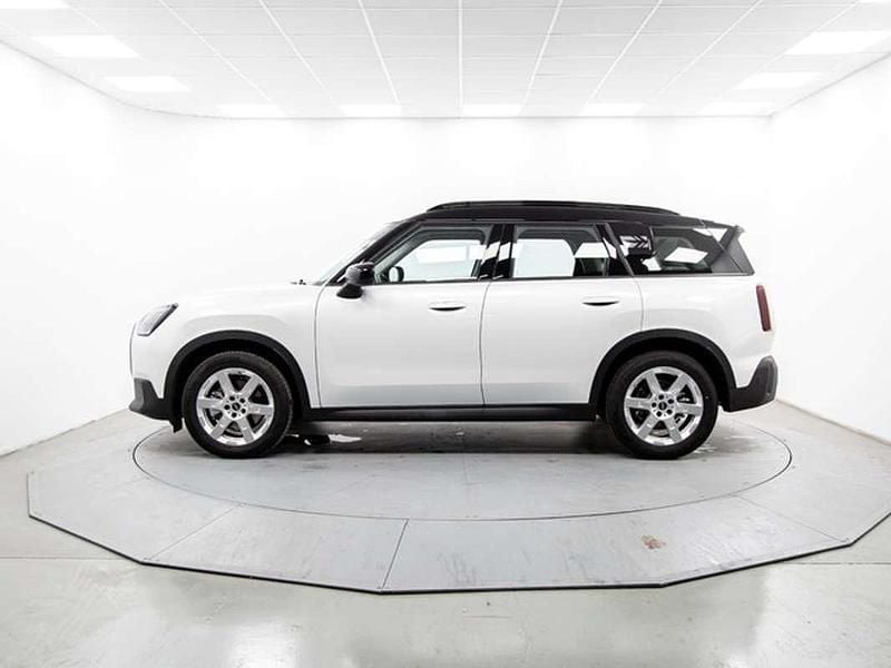Usado Mini Countryman Essential 170 CV (125 kW) 2025 Blanco SUV