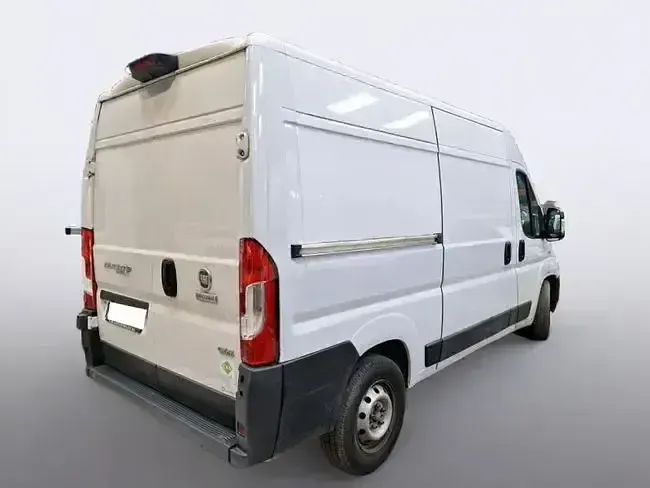 Usado Fiat Ducato 136 HP (100 kW) 2021 Branco Van