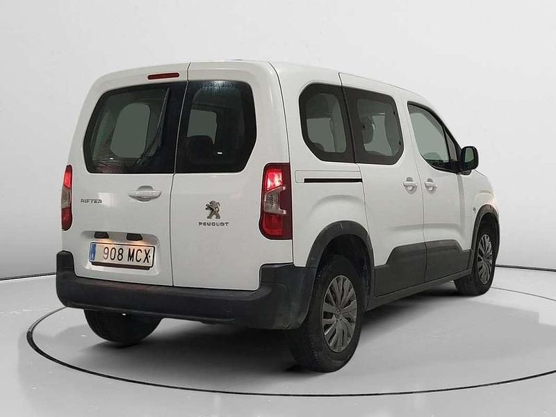 Usado Peugeot Rifter Active 103 CV (75 kW) 2022 Blanco Monovolumen