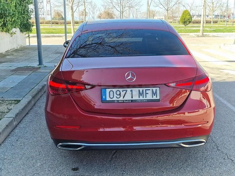 Usado Mercedes C200 163 CV (119 kW) 2023 Granate Berlina