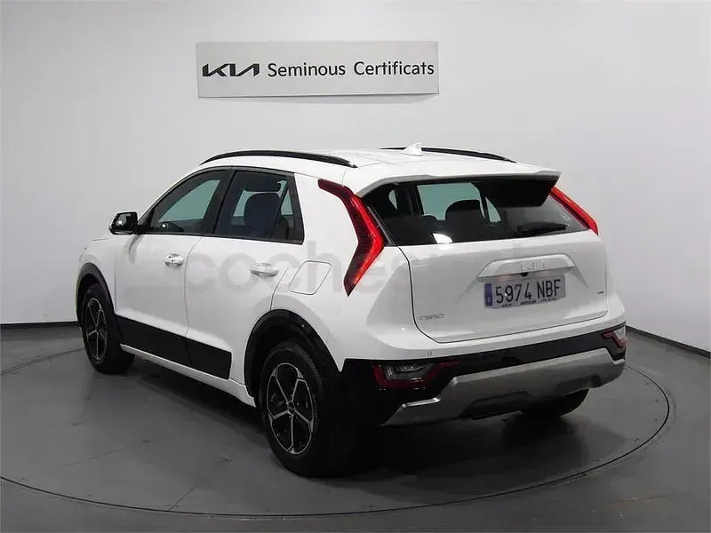 Usado Kia Niro 129 CV (94 kW) 2025 Blanco SUV