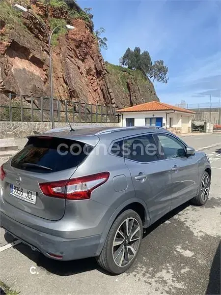 Usado Nissan Qashqai Premium Edition 115 CV (84 kW) 2015 Gris / plata SUV