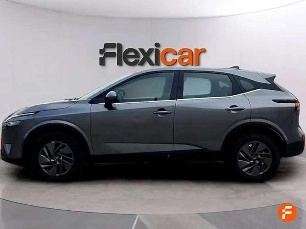 Usado Nissan Qashqai Acenta 140 CV (102 kW) 2024 Gris SUV