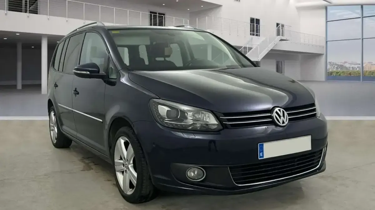 Usado VW Touran Sport 140 CV (102 kW) 2013 Azul Monovolumen