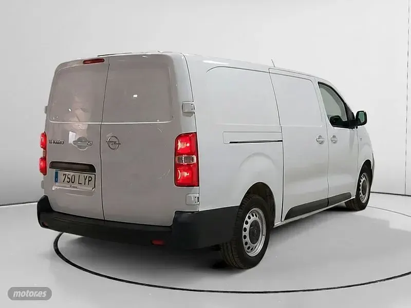 Usado Opel Vivaro 102 CV (75 kW) 2022 Blanco Monovolumen